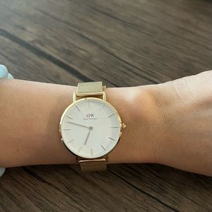 Daniel wellington rose gold watch